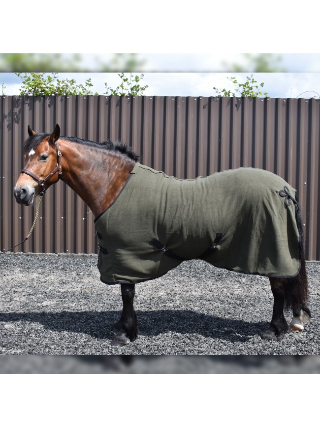 R373 Bilbao Bonded Fleece Rug in Olive